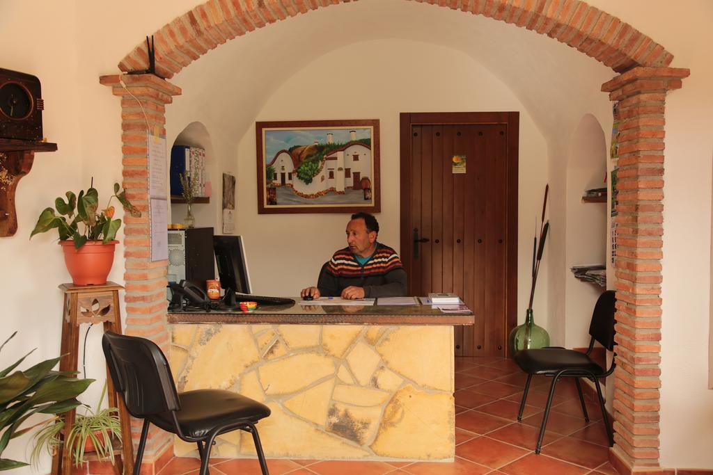 Cuevas La Chumbera Guest House Benalua de Guadix Exterior photo