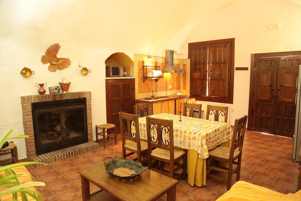 Cuevas La Chumbera Guest House Benalua de Guadix Exterior photo